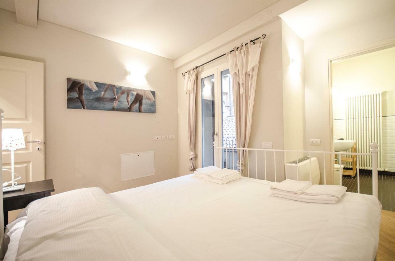 Azeglio Apartment, A Due Passi Da Piazza Maggiore Болонья Экстерьер фото