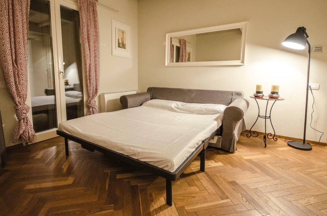 Azeglio Apartment, A Due Passi Da Piazza Maggiore Болонья Экстерьер фото